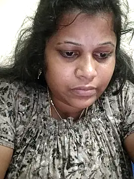 Snapshot of sweetqueen143 chatting on October 2025 05:28:01 PM sweetqueen143 online show from October 2025 05:28:01 PM