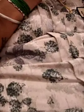 sweetqueen143 online show from February 2026 04:20:02 PM