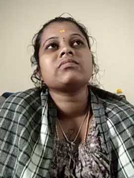 sweetqueen143 online show from January 2026 05:57:01 AM