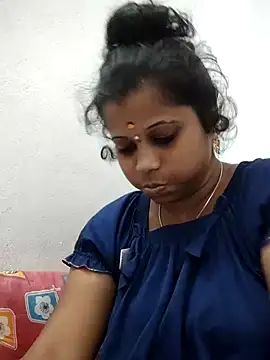 sweetqueen143 online show from February 2026 10:48:02 AM