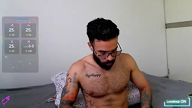 htrebor87 online show from November 2025 07:41:02 PM