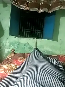 AgitatedStrip9 online show from October 2025 04:31:02 PM