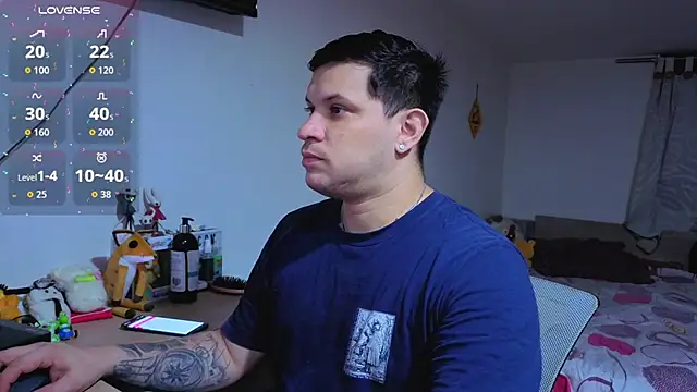 Snapshot of ryden_01 chatting on December 2025 03:02:01 AM ryden 01 online show from December 2025 03:02:01 AM