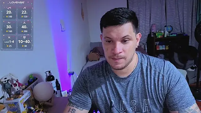 Snapshot of ryden_01 chatting on March 2026 01:27:01 AM ryden 01 online show from March 2026 01:27:01 AM