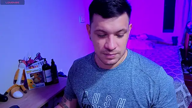 Snapshot of ryden_01 chatting on September 2025 04:19:02 AM ryden 01 online show from September 2025 04:19:02 AM