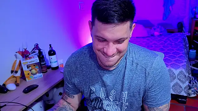 Snapshot of ryden_01 chatting on October 2025 05:34:02 AM ryden 01 online show from October 2025 05:34:02 AM