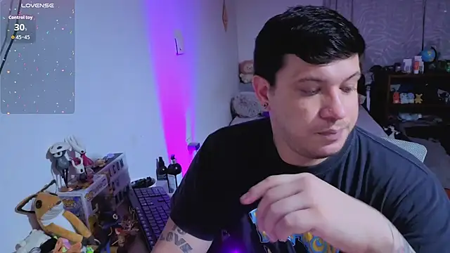 Snapshot of ryden_01 chatting on February 2026 02:25:01 AM ryden 01 online show from February 2026 02:25:01 AM