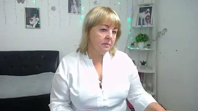 MilenaWedxy online show from October 2025 04:46:01 AM