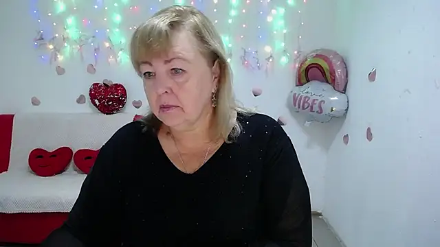 MilenaWedxy online show from September 2025 05:02:01 AM