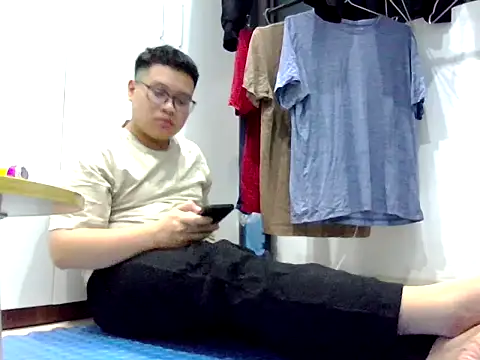 loveninja online show from March 2026 12:45:01 PM