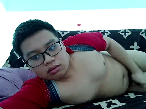 loveninja online show from December 2025 06:25:02 AM