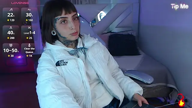 Gyal 8  online show from October 2025 03:08:02 AM