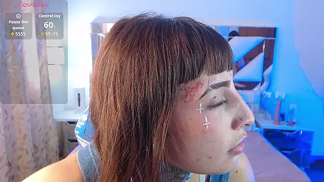 Gyal 8  online show from November 2025 01:38:01 PM