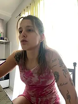 Snapshot of xvalentinaof chatting on February 2026 12:29:01 PM xvalentinaof online show from February 2026 12:29:01 PM