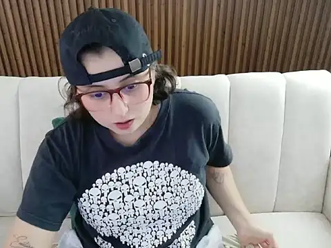 dirty feelena online show from February 2026 04:03:02 PM