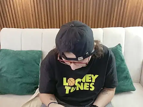 dirty feelena online show from February 2026 05:41:01 PM