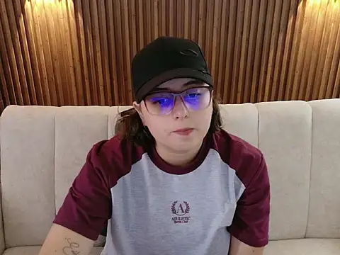 dirty feelena online show from December 2025 07:38:01 PM