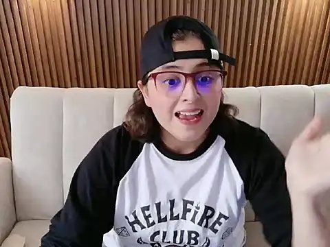dirty feelena online show from March 2026 05:42:02 PM