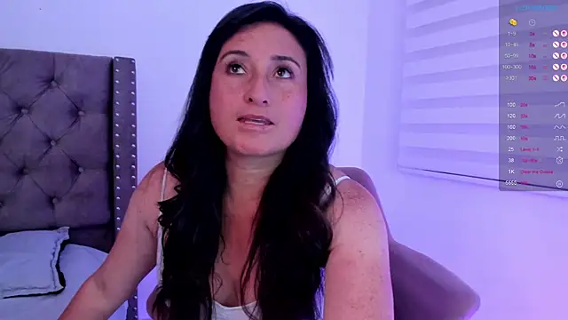angela fiory online show from October 2025 08:21:02 PM