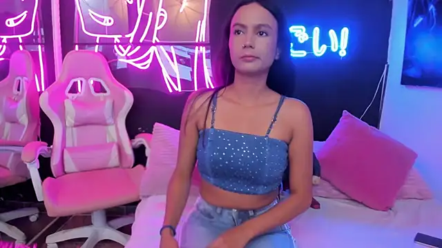 Star Liight online show from December 2025 10:25:01 PM