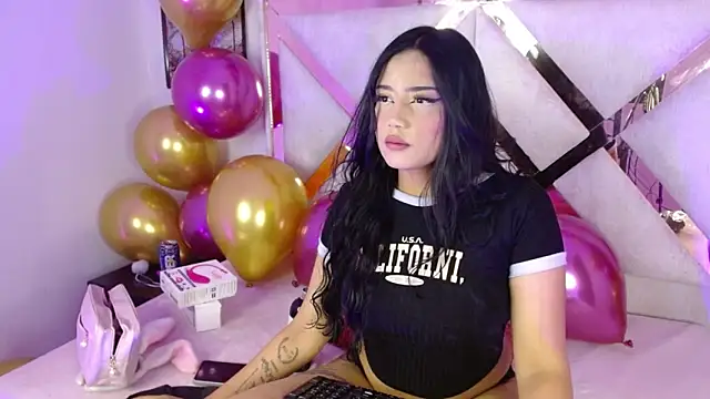 ladymooncs online show from January 2026 04:38:02 AM