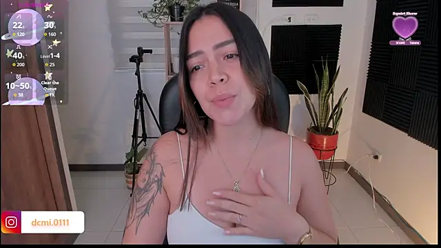 TaniaVelvet online show from November 2025 05:39:02 PM