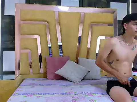 ElyANDByron online show from October 2025 08:32:02 PM