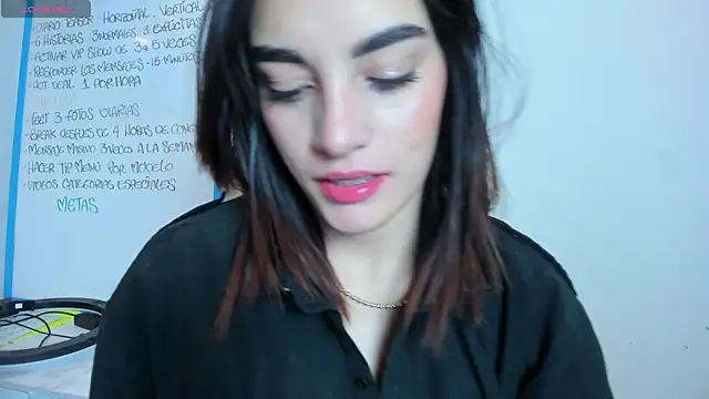 Maddy Rouse1 online show from October 2025 03:32:01 AM