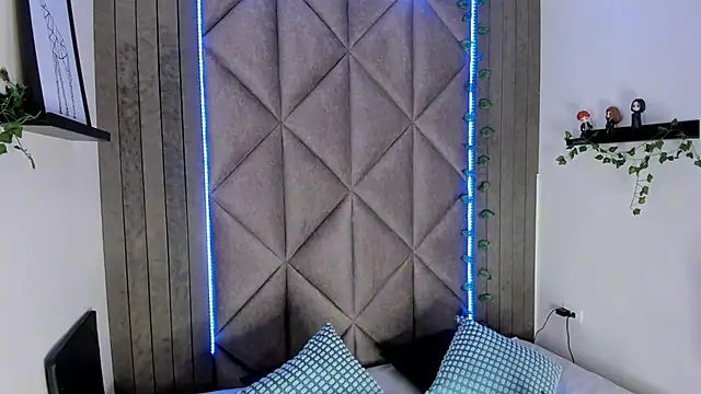 MyApril   online show from February 2026 11:43:02 AM