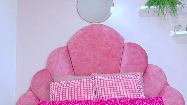 MyApril   online show from October 2025 11:40:02 AM