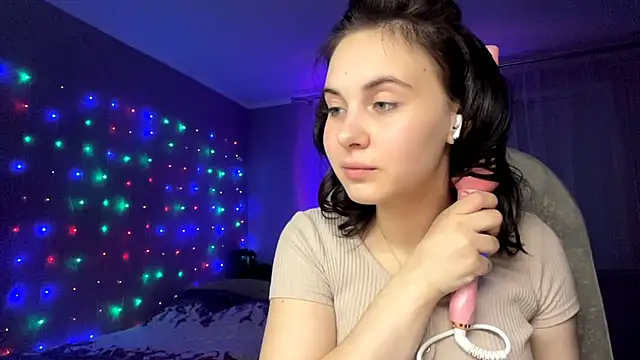 MollyPartey online show from October 2025 03:46:01 PM