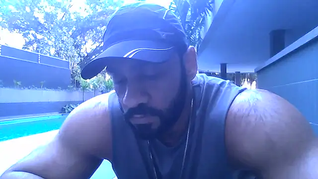 henryhadesflirt online show from June 2026 05:13:02 PM