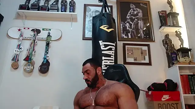 henryhadesflirt online show from April 2026 10:44:01 PM