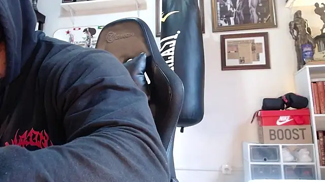 henryhadesflirt online show from April 2026 10:33:02 AM