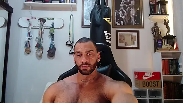 henryhadesflirt online show from December 2025 07:24:02 PM