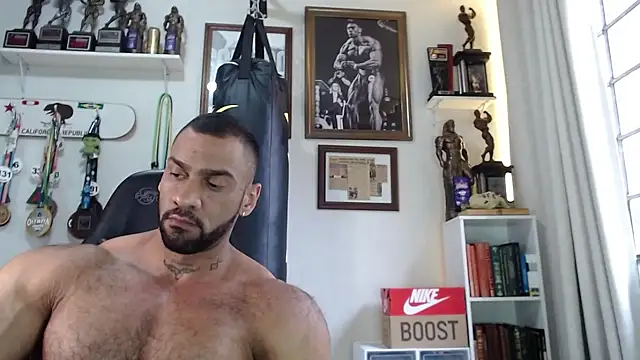 henryhadesflirt online show from October 2025 07:44:02 PM