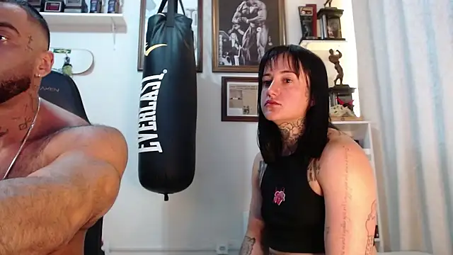 henryhadesflirt online show from April 2026 05:50:02 PM