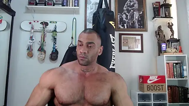 henryhadesflirt online show from November 2025 12:16:01 PM