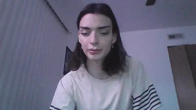 Luna Samosienko online show from October 2025 10:28:02 AM