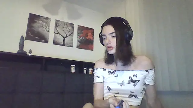 Luna Samosienko online show from October 2025 12:11:01 AM