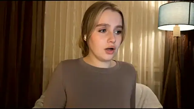 Sibriina Liliya online show from April 2026 08:37:02 PM