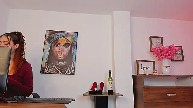 Aliccecullen online show from February 2026 01:11:01 PM