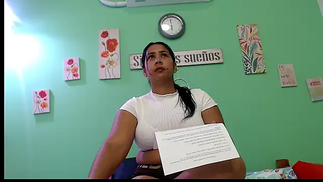 evannesanicol08 online show from September 2025 02:12:02 PM
