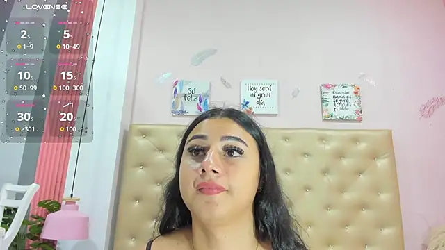  jade 01 online show from November 2025 01:04:01 PM