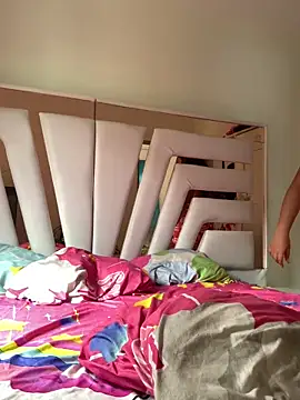  jade 01 online show from November 2025 04:21:01 PM