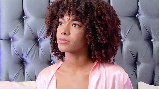 Snapshot of Stellaciel_ chatting on November 2025 10:46:02 PM Stellaciel online show from November 2025 10:46:02 PM