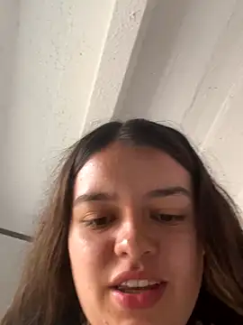 Aphrill online show from October 2025 08:52:01 PM