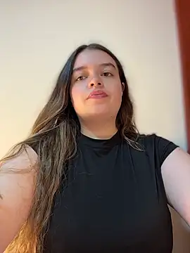 Aphrill online show from May 2026 08:45:02 PM
