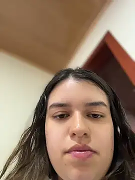 Aphrill online show from July 2026 09:32:01 PM