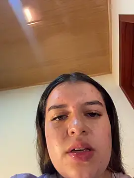 Aphrill online show from March 2026 08:35:01 PM